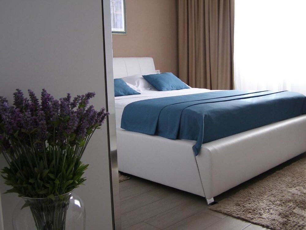 Villa King