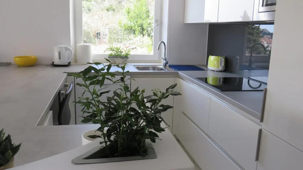Villa King