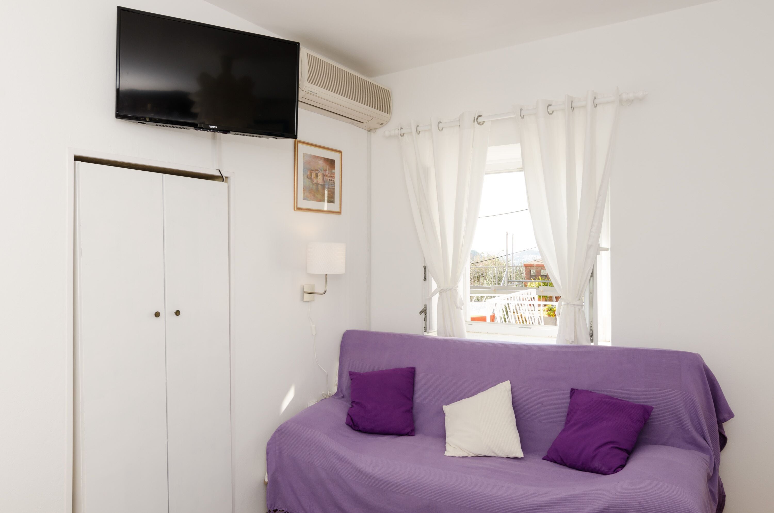 White Wave Guest House