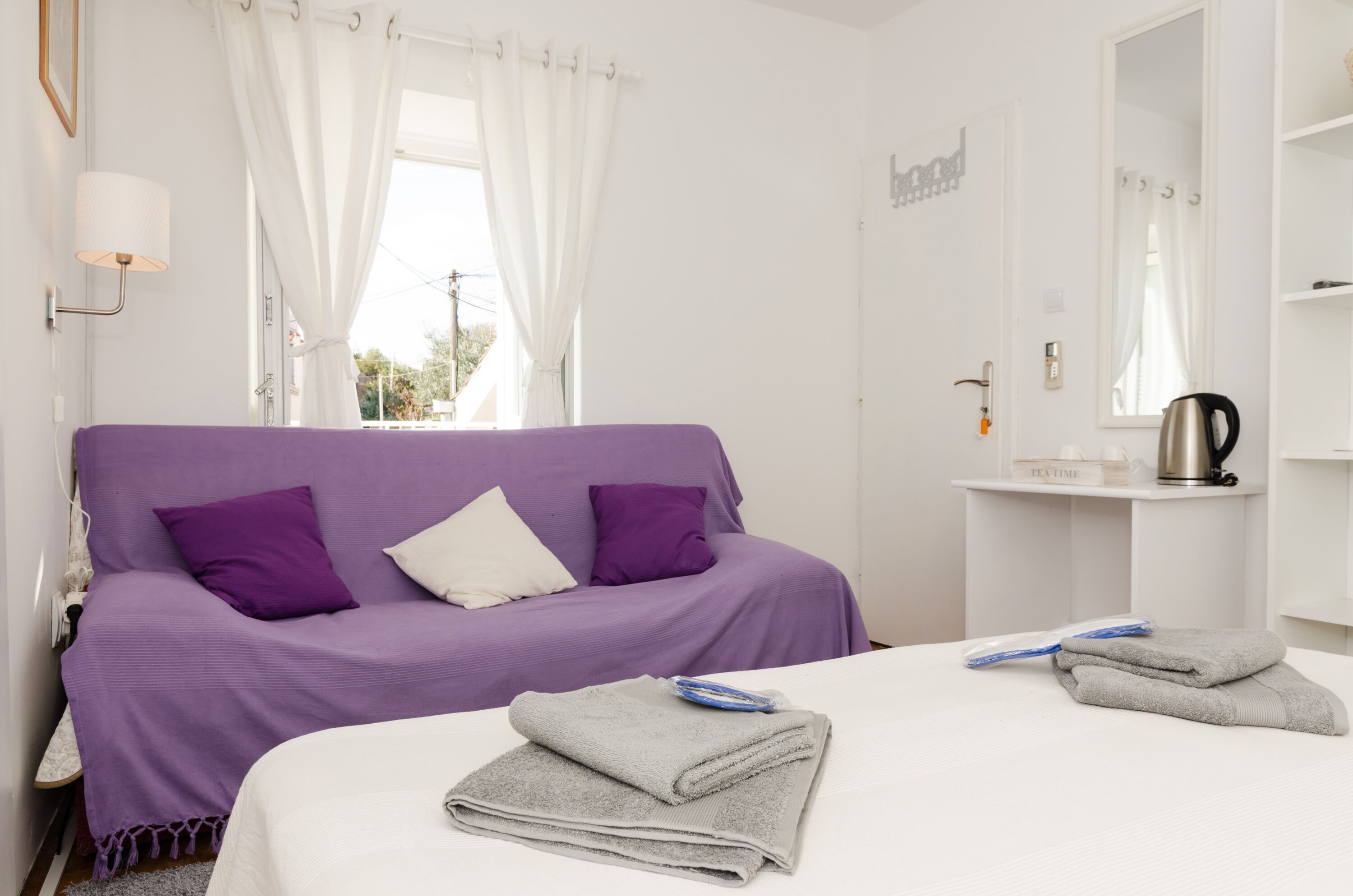 White Wave Guest House