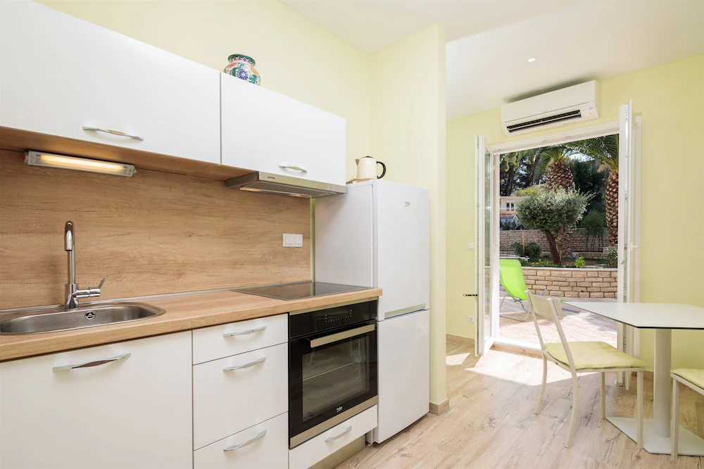 Apartments And Room Alen