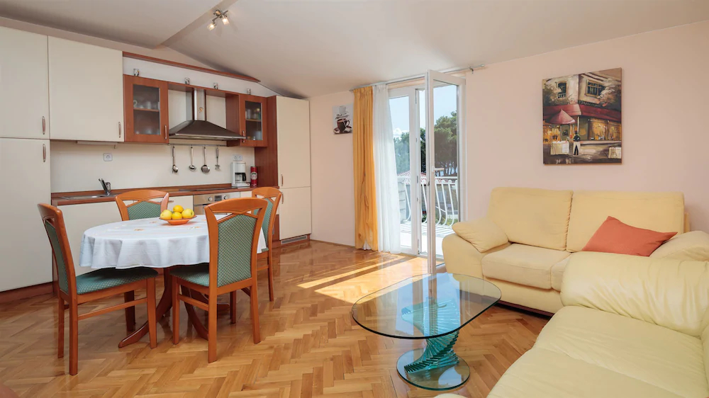 Apartments And Room Alen