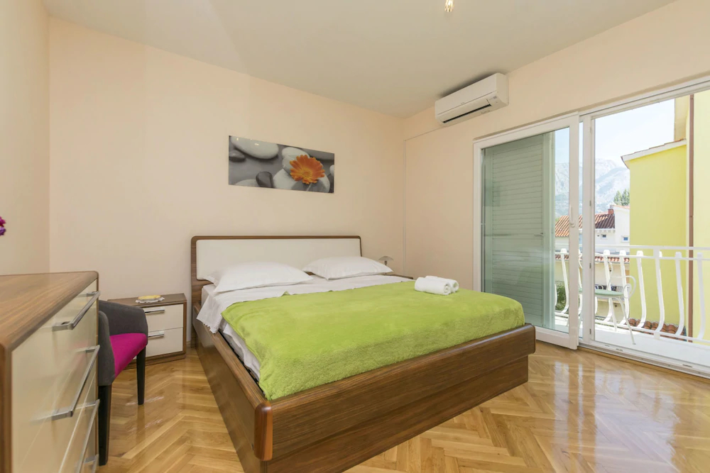 Apartments And Room Alen