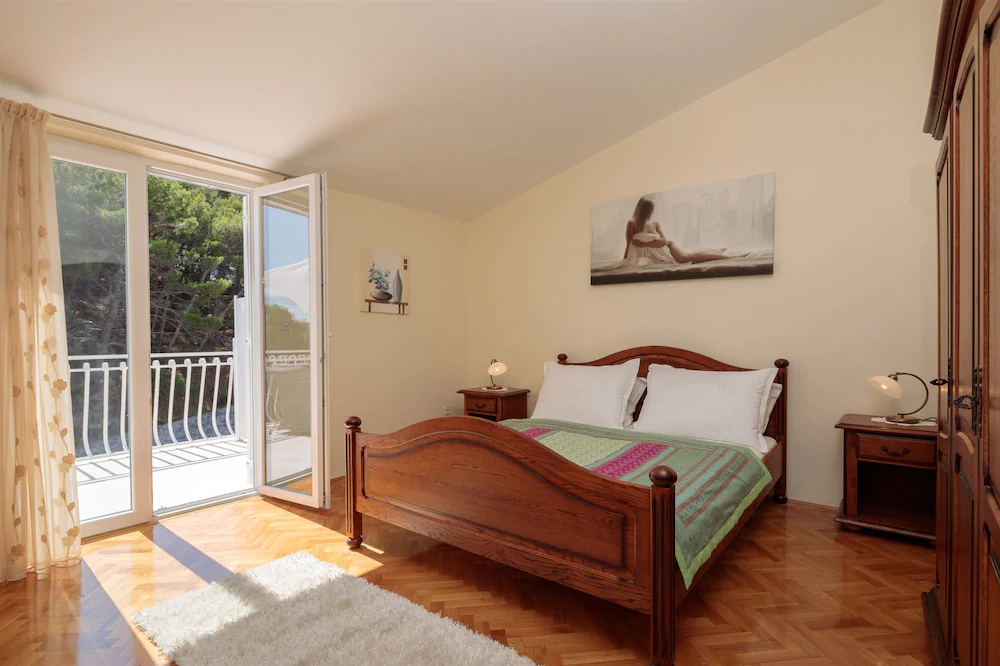 Apartments And Room Alen