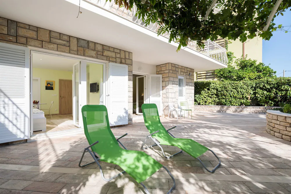 Apartments And Room Alen