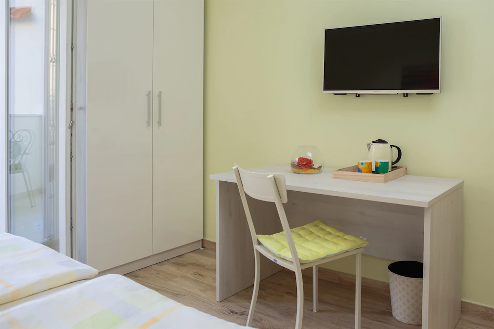 Apartments And Room Alen