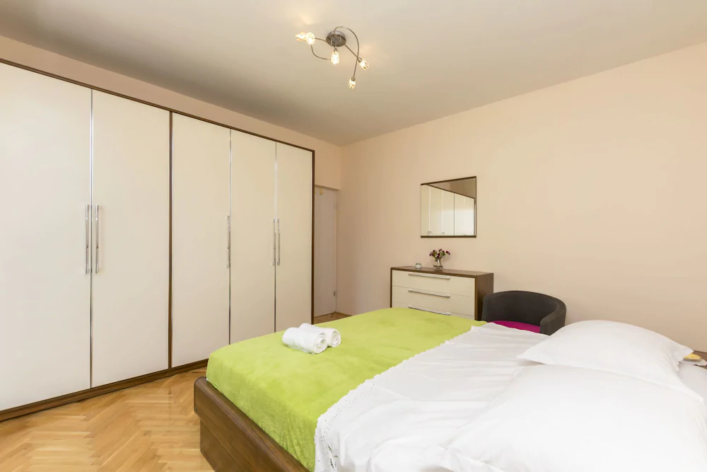 Apartments And Room Alen