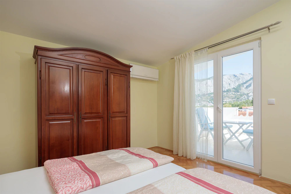Apartments And Room Alen