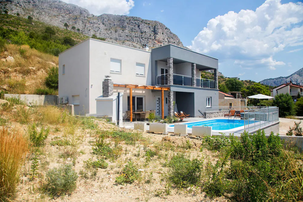 Villa Sara Omis