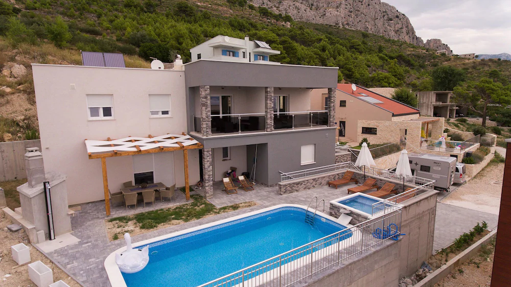 Villa Sara Omis