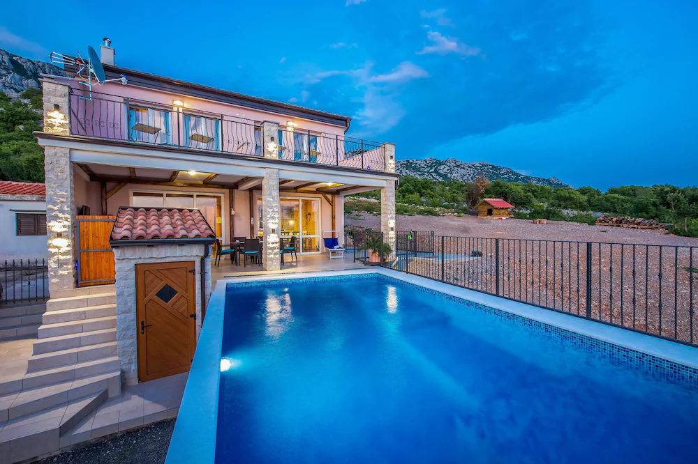 Holiday House Lucija