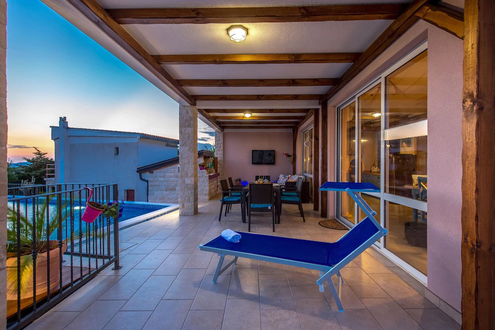 Holiday House Lucija