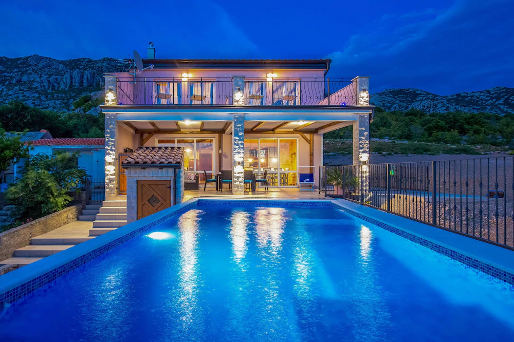 Holiday House Lucija
