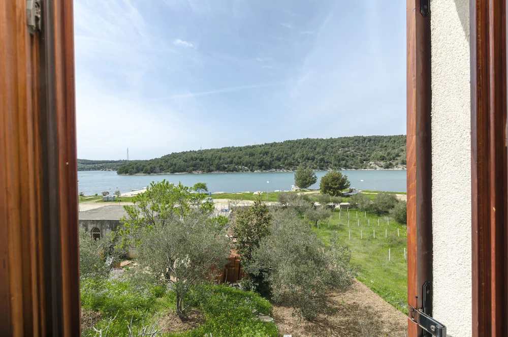 Apartments Davor