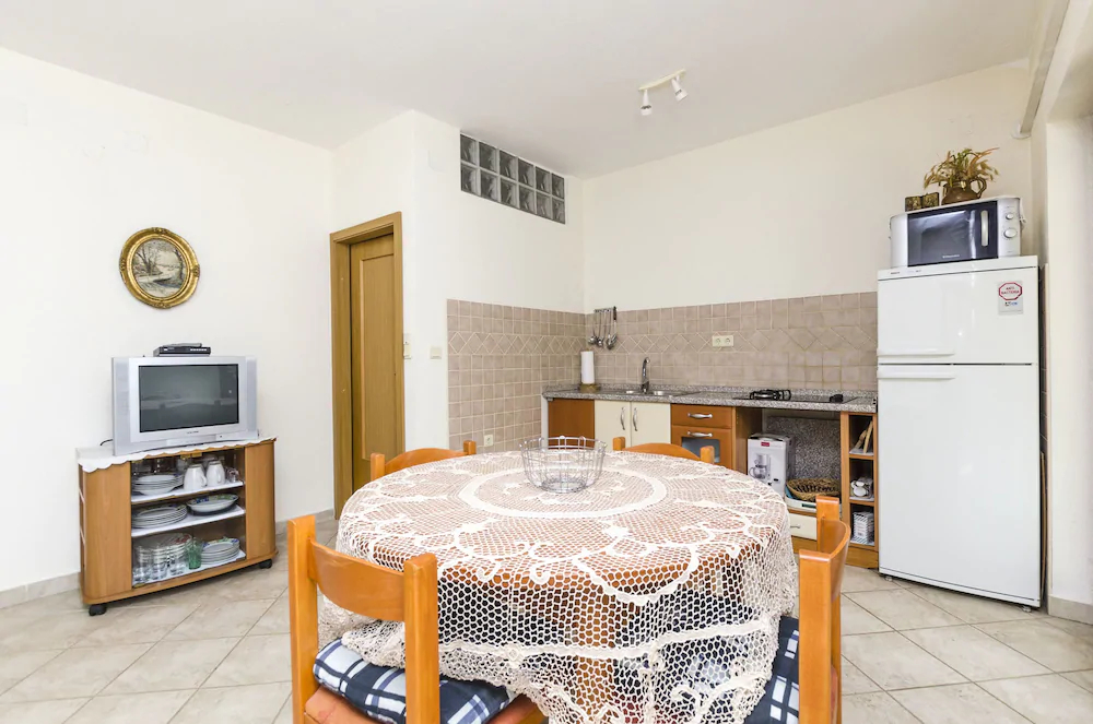 Apartments Davor
