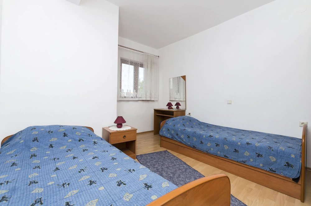 Apartments Davor