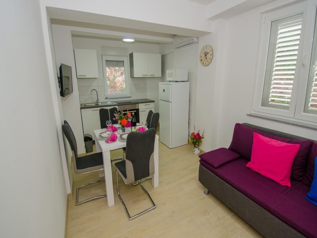 Apartments Vesela