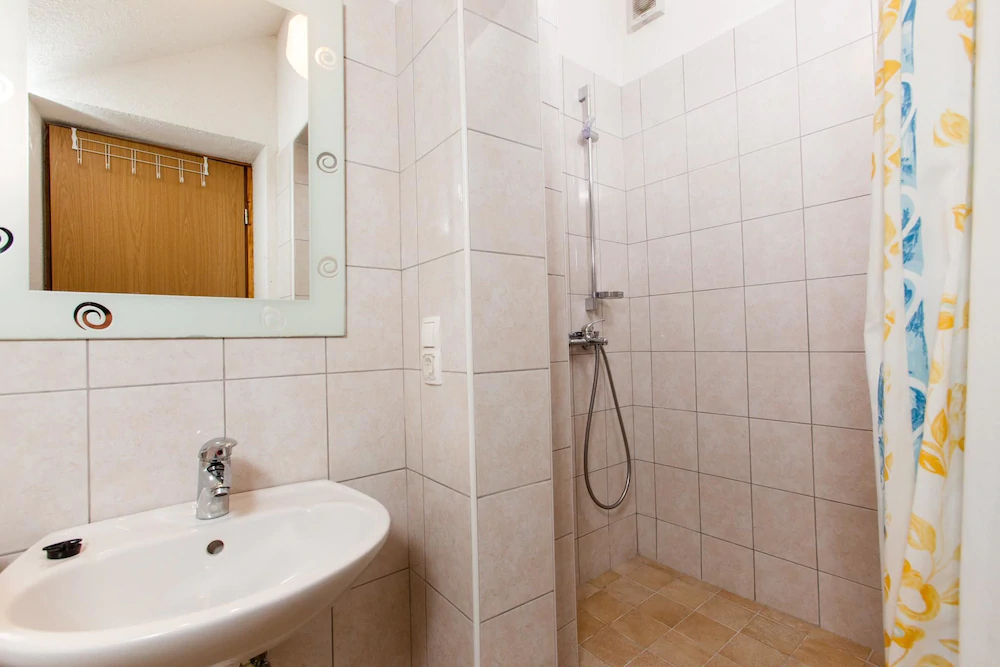 Apartments Klaric Jesenice