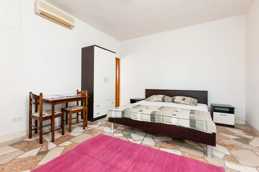Apartments Klaric Jesenice