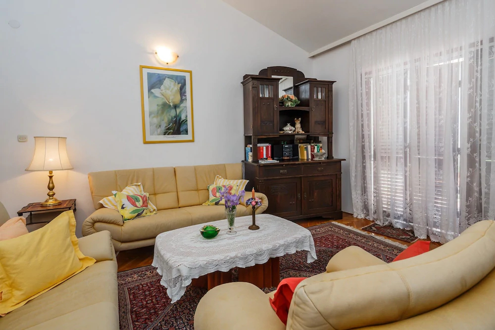 Apartments Bagic