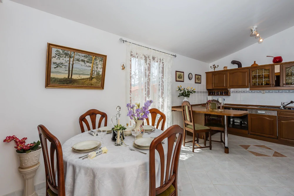Apartments Bagic