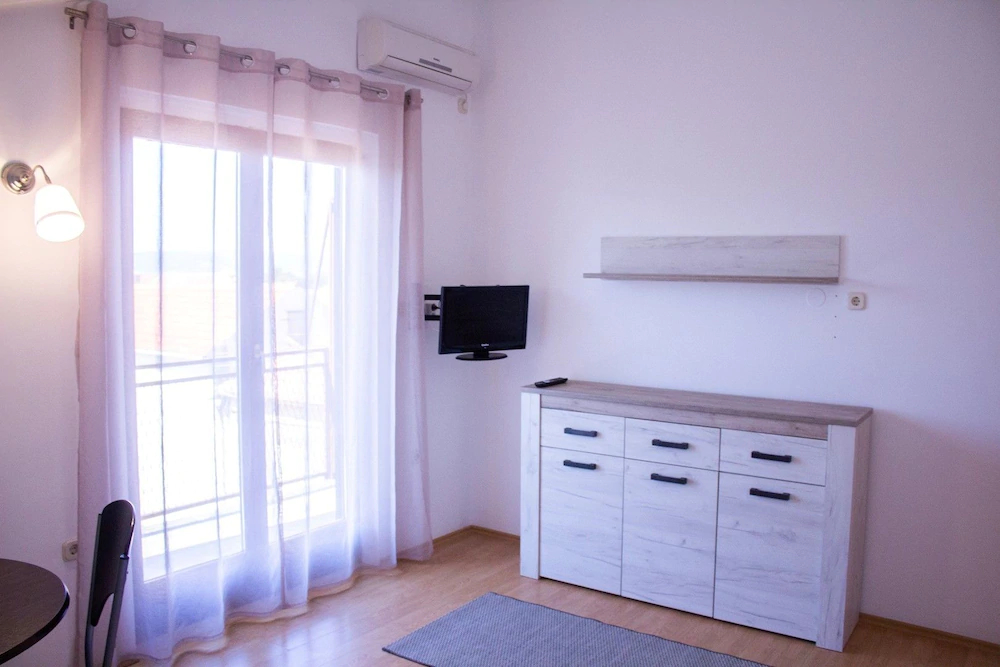 Apartments Ivo
