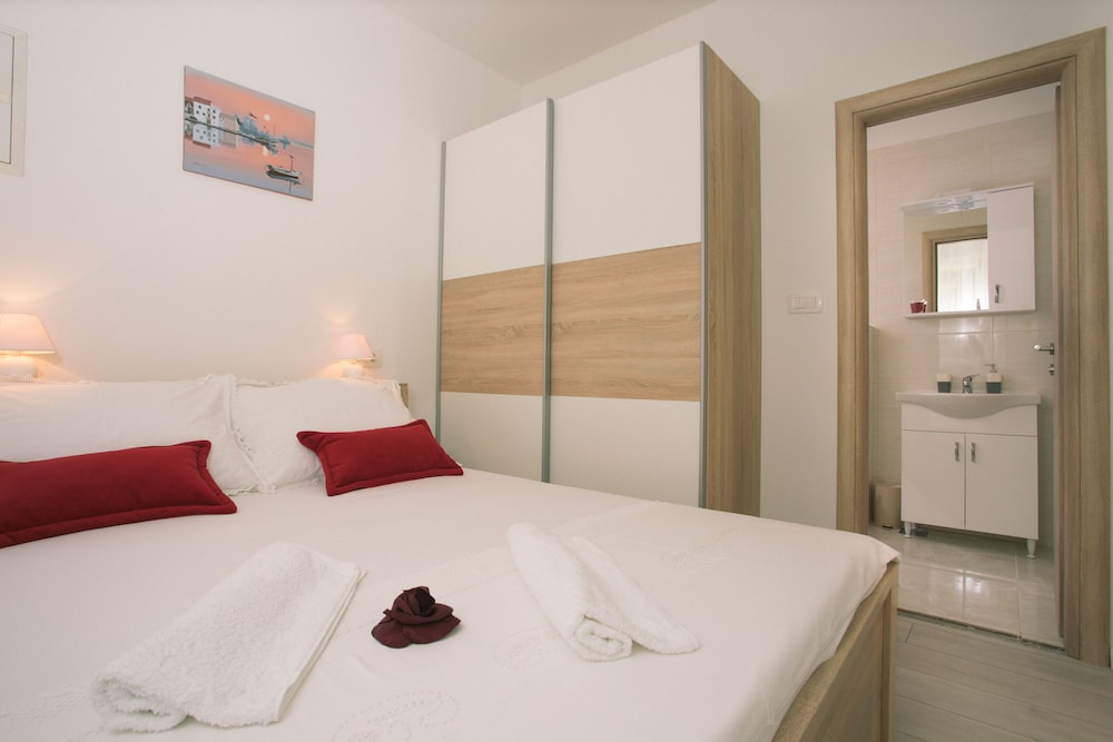 Apartments Kampanel