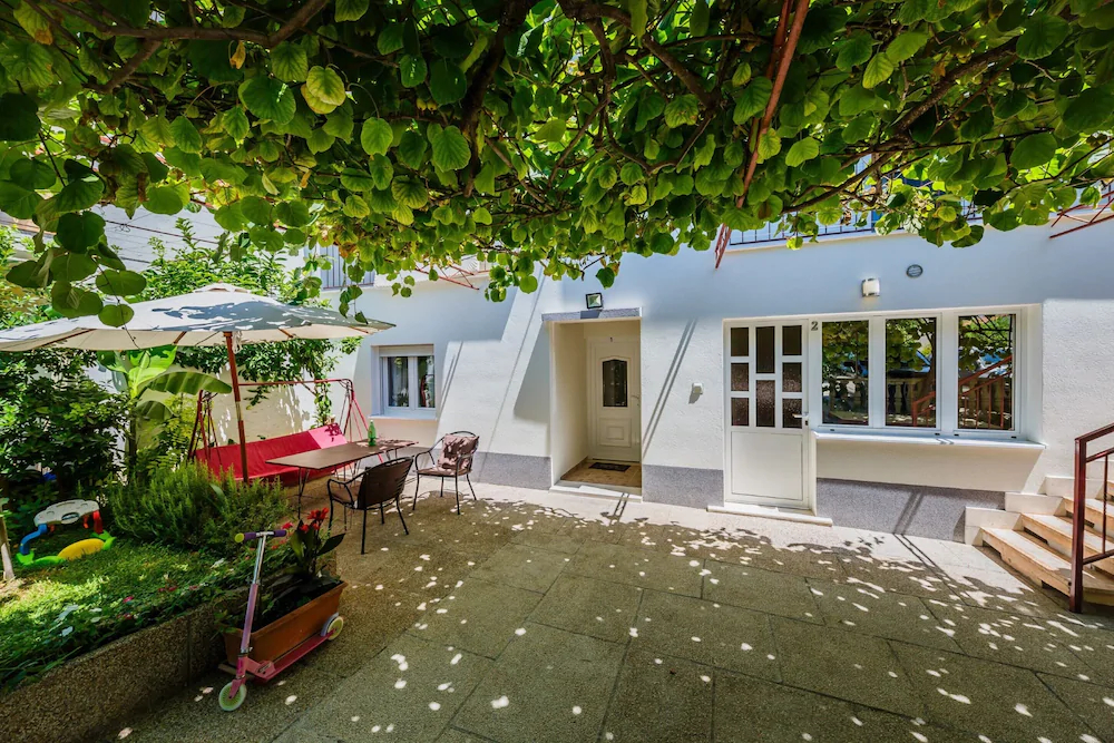 Apartments Konta