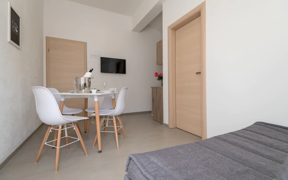 Apartments Livaja
