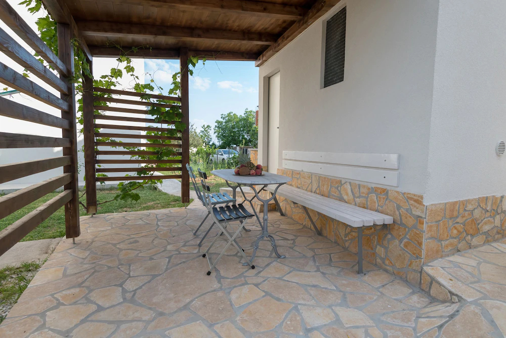 Apartments Livaja