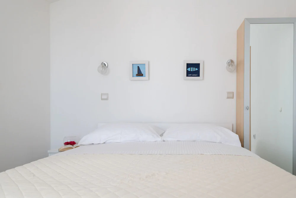Apartments Livaja