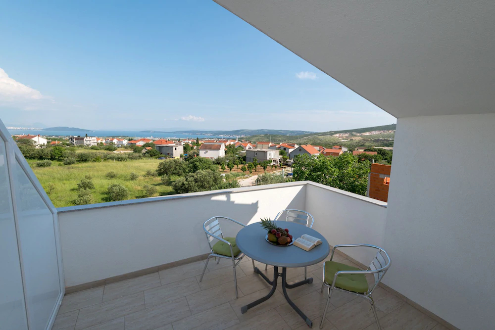 Apartments Livaja