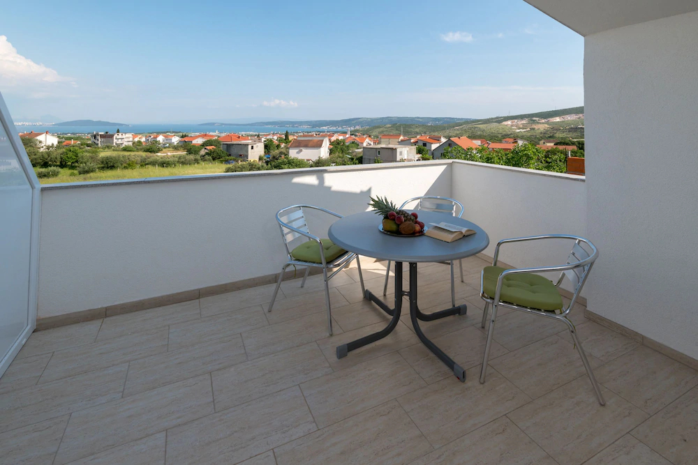 Apartments Livaja