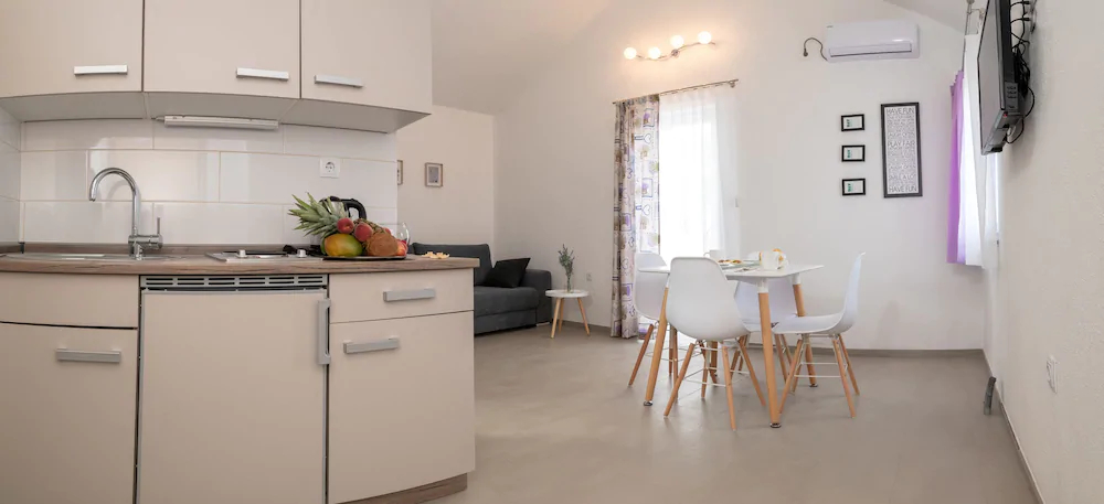 Apartments Livaja