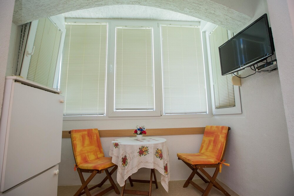Apartments Loncar