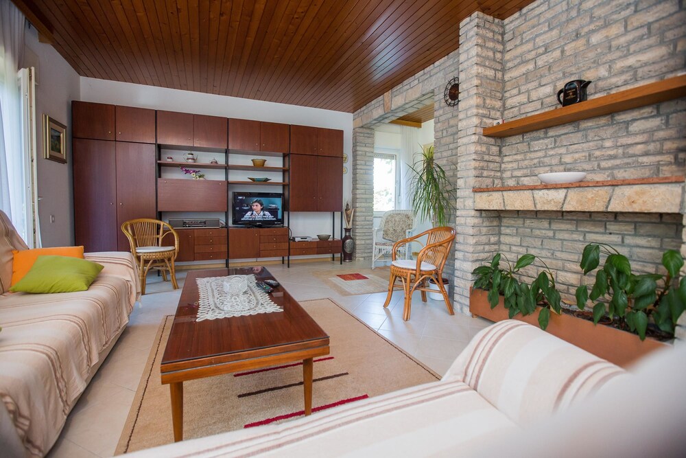 Apartments Loncar