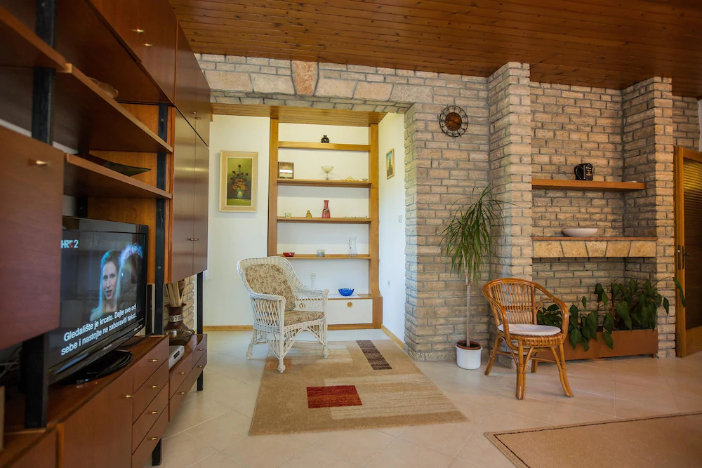 Apartments Loncar