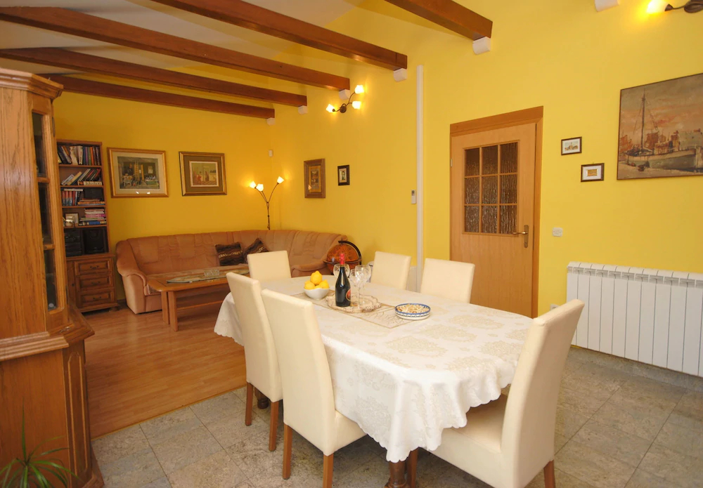 House Maria