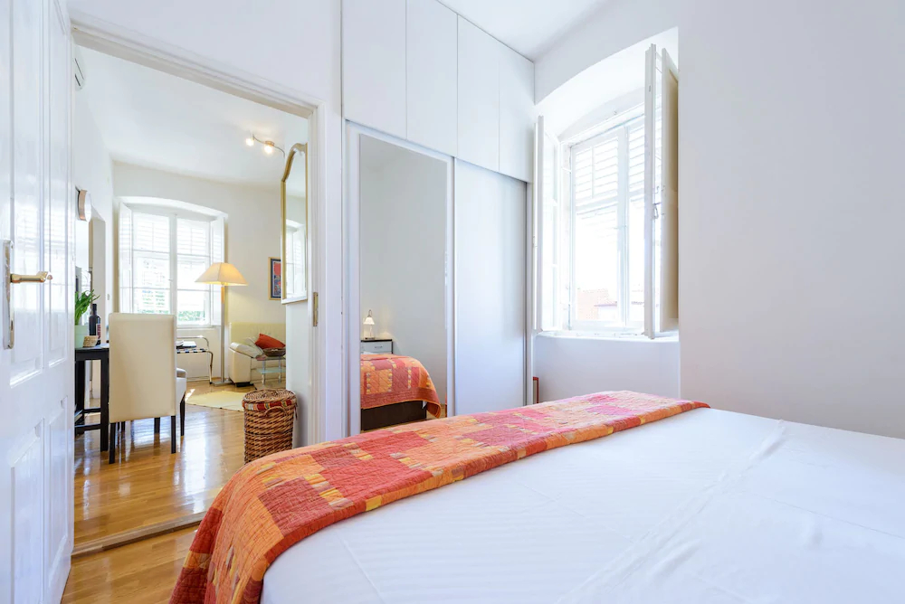 Apartments Eta