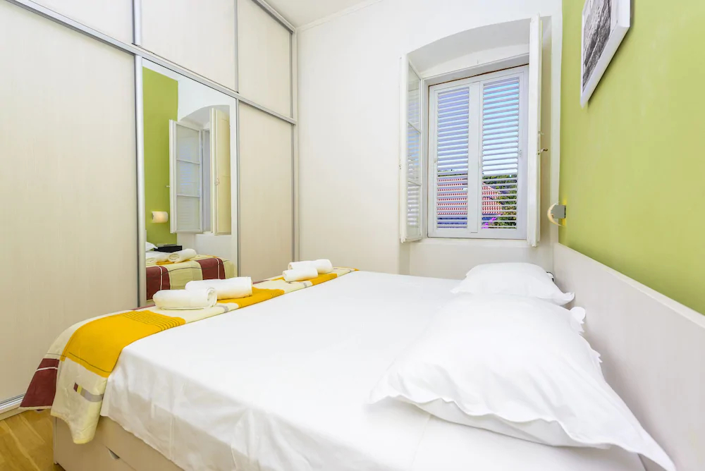 Apartments Eta
