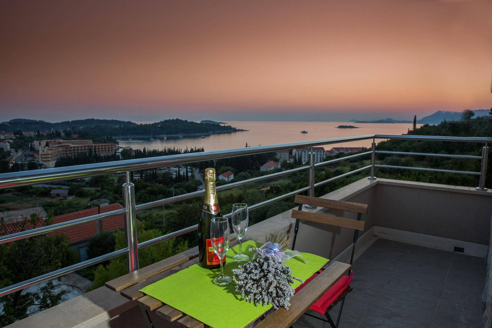 Overwhelming Mediterranean Sunset Apartments