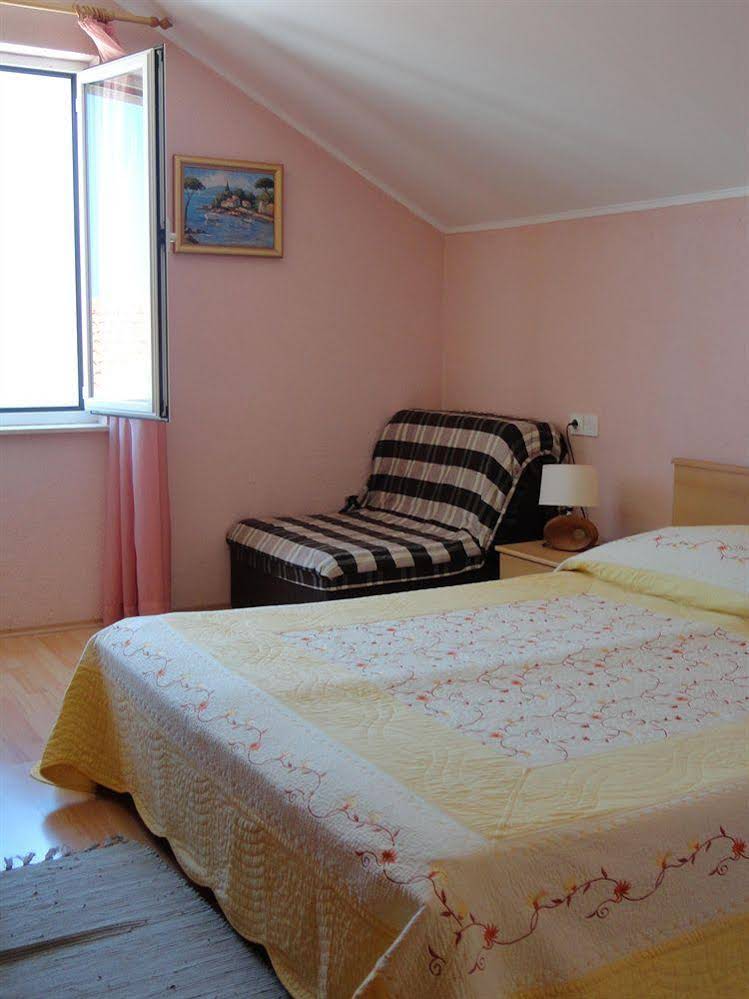 Villa Nick
