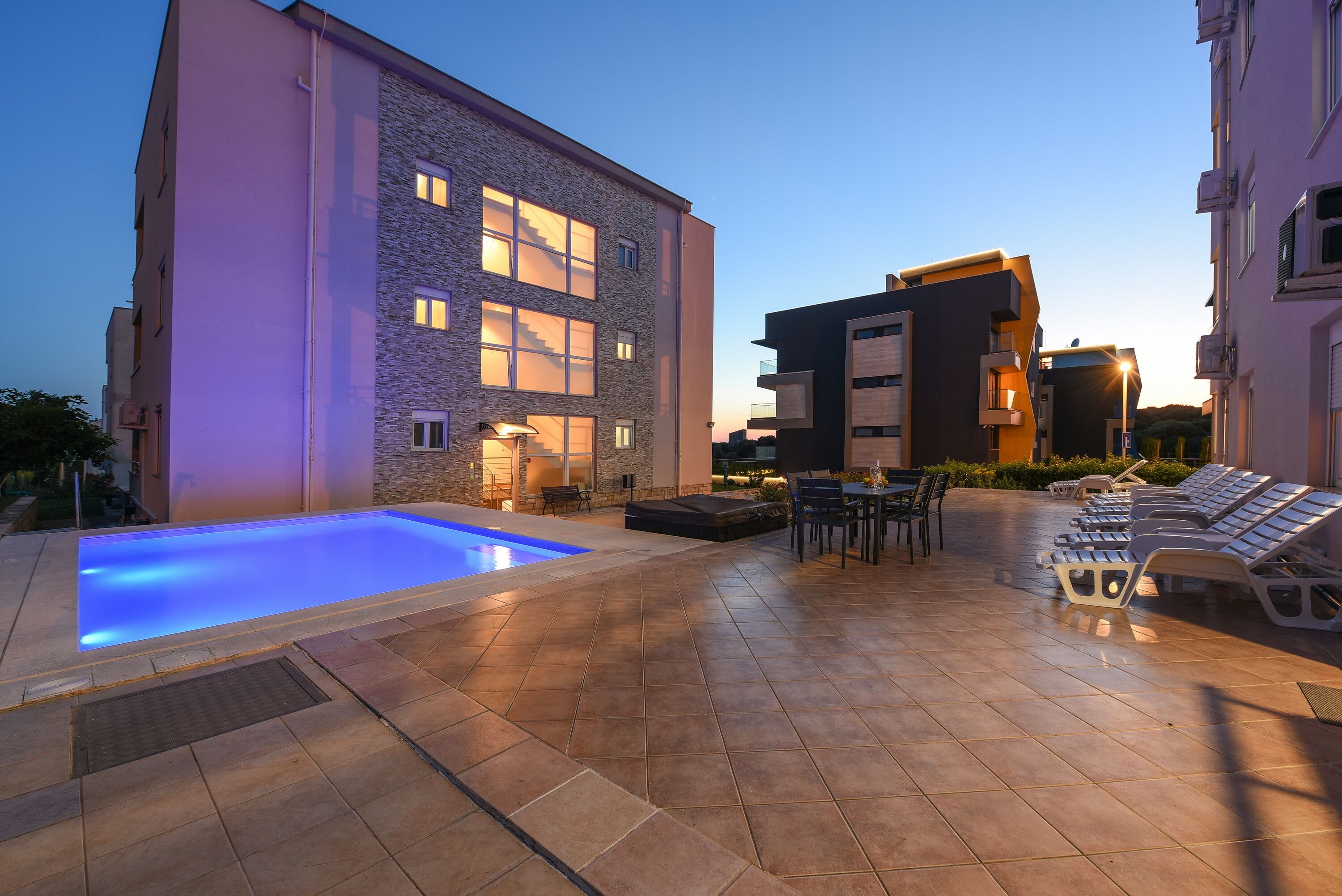 Sunset Beach Suites
