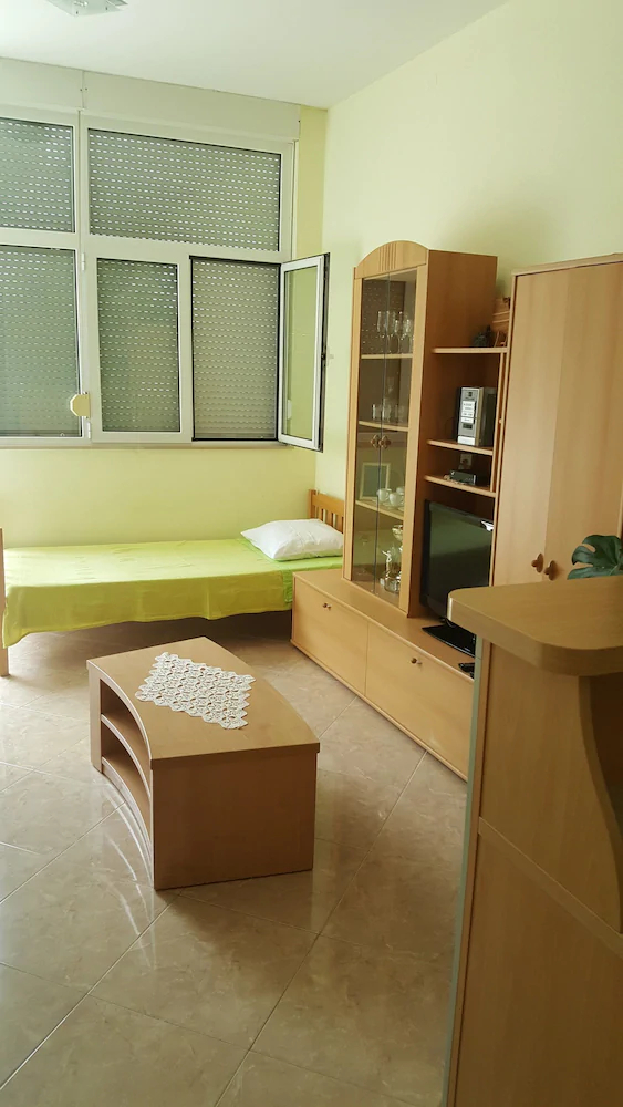 Apartments Lokva