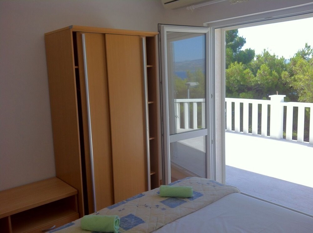 Apartments Lokva