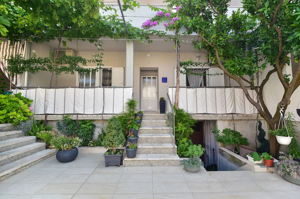 Apartmani Bernarda