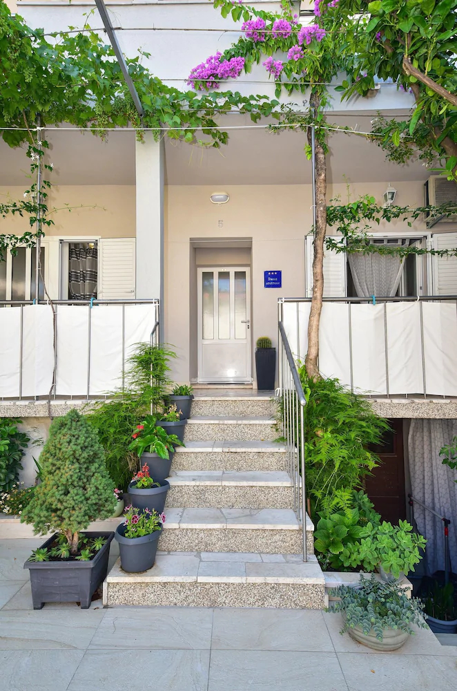 Apartmani Bernarda