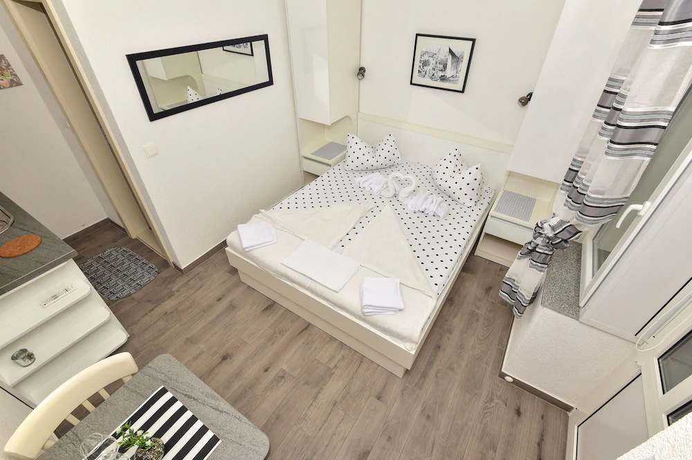 Apartmani Bernarda