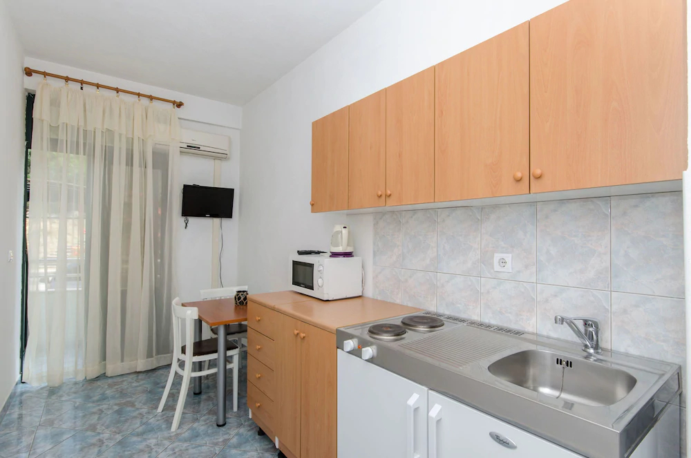 Apartment And Rooms Ivan