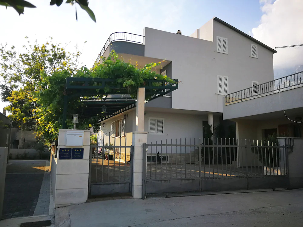 Apartments Avdic